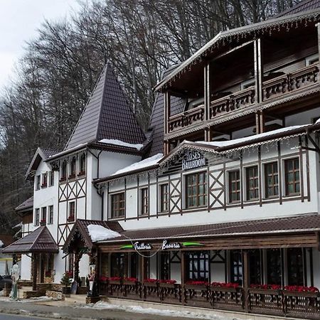 Conac Bavaria Buşteni Esterno foto